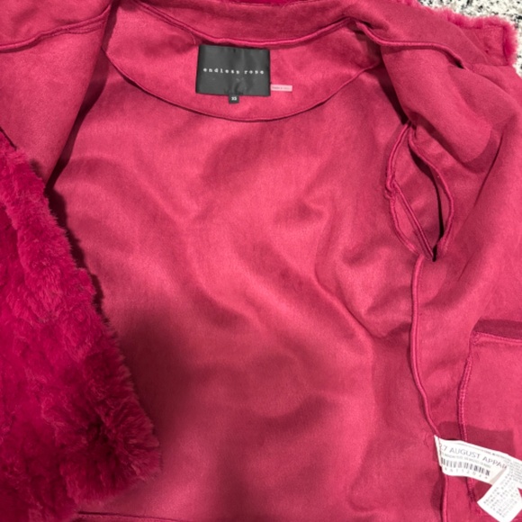 Endless Rose Fuchsia Faux Fur Coat/Jacket with Gold Buttons NWOT (XS) - Picture 8 of 11